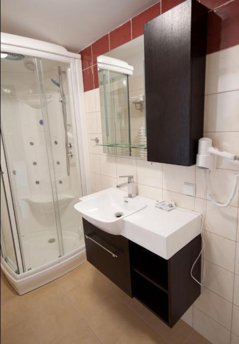 Noclegi Nad Oslawa Zagorz Room photo